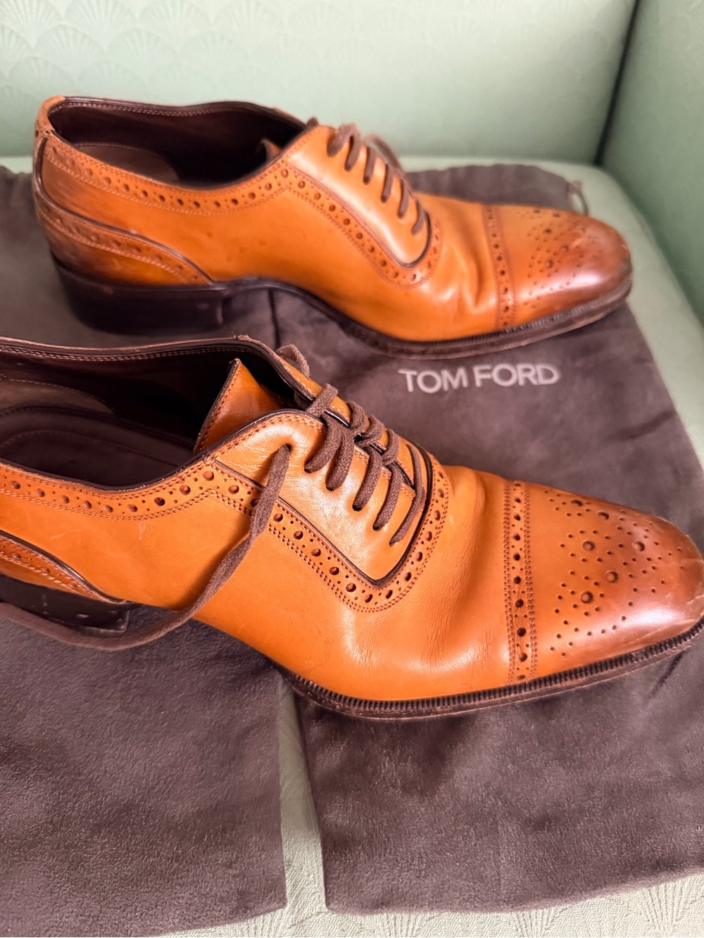 Tom Ford Tan Leather Brogue Derby Shoes